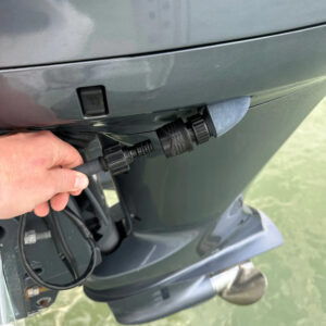 Alternative view of Flushmaster Flush Port Quick Connect f/Yamaha Outboards