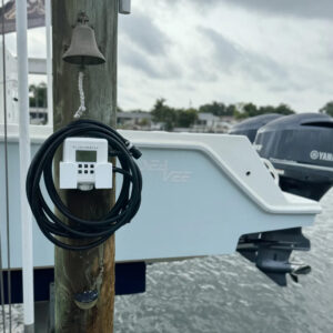 Alternative view of Flushmaster Outboard Flushing System - 4 Outlet w/Four 7' Hose Kits